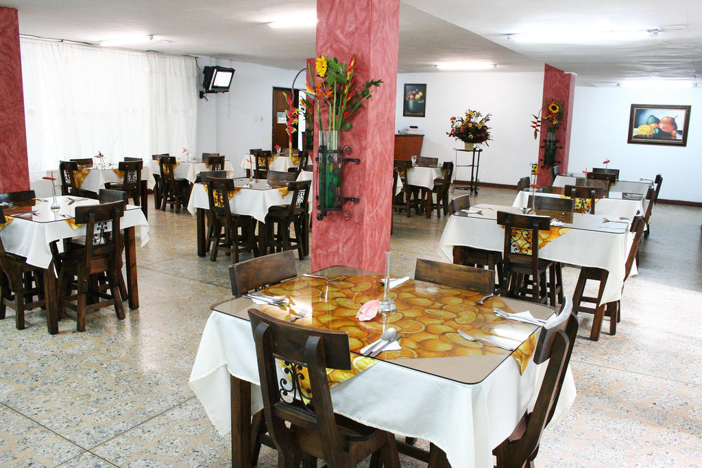 מדיין Hotel Normandia מראה חיצוני תמונה