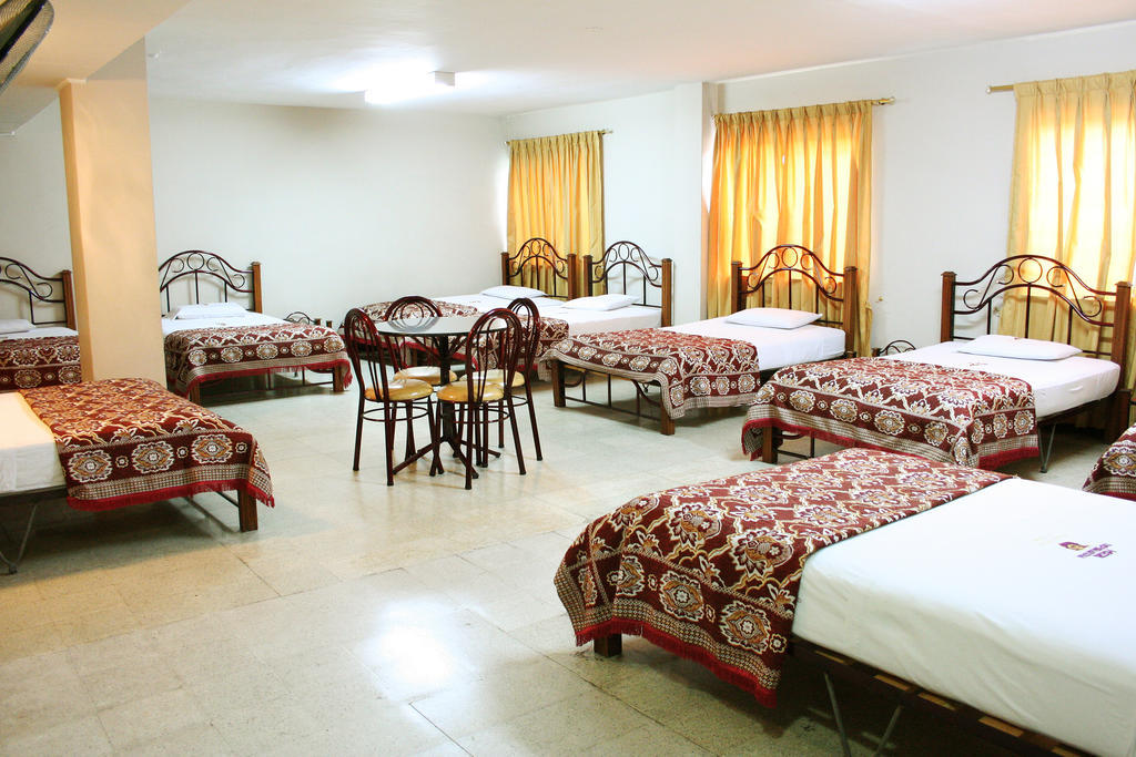 מדיין Hotel Normandia מראה חיצוני תמונה