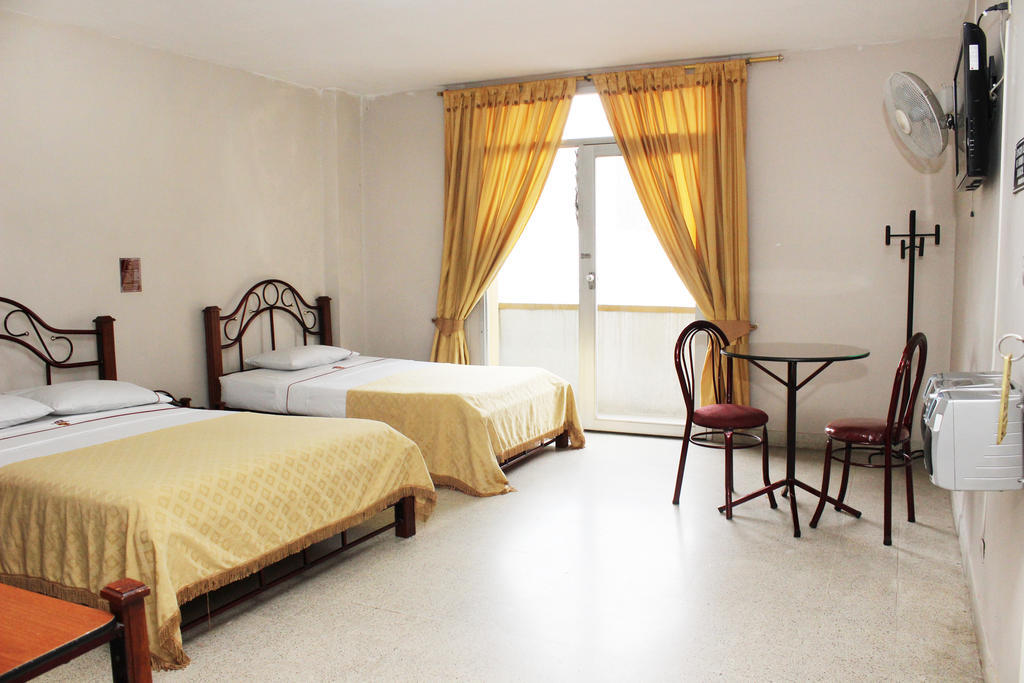 מדיין Hotel Normandia מראה חיצוני תמונה